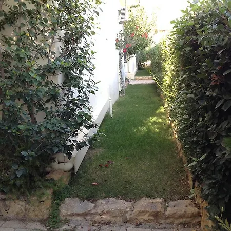 Bayview Village Korfos