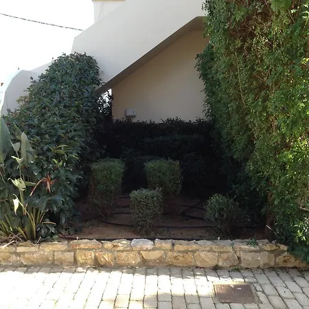 Bayview Village * Korfos